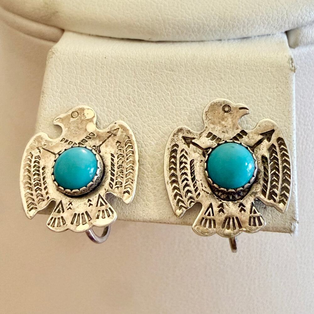 Vintage Navajo Turquoise Sterling Silver Screwback Earrings - Picture 8 of 9